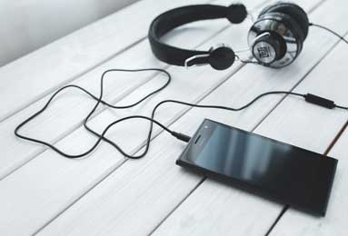 2018勇士VS公牛巅峰对决：经典篮球赛回顾与战术解析